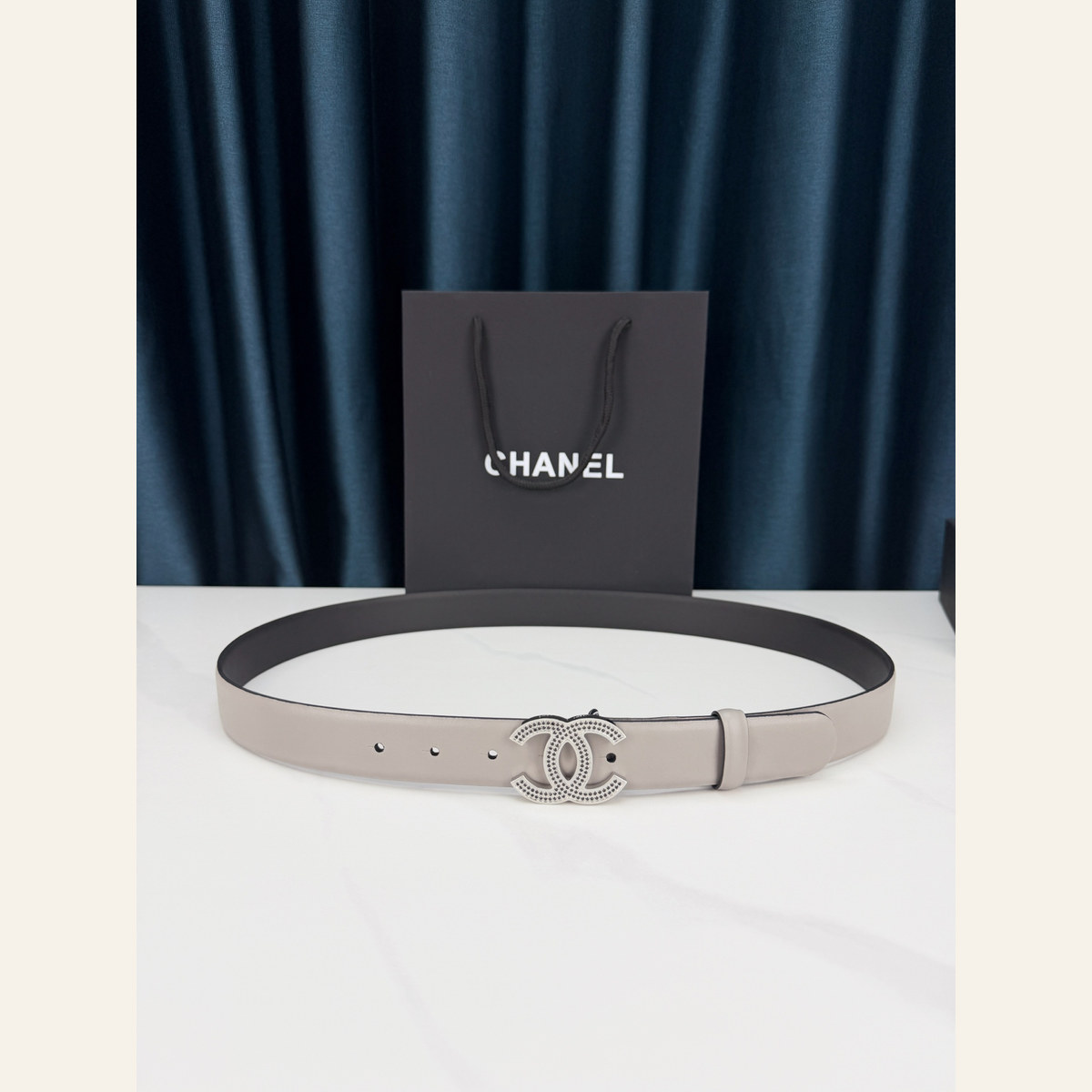Chanel Crystal CC Reversible 30 mm, overall belt view