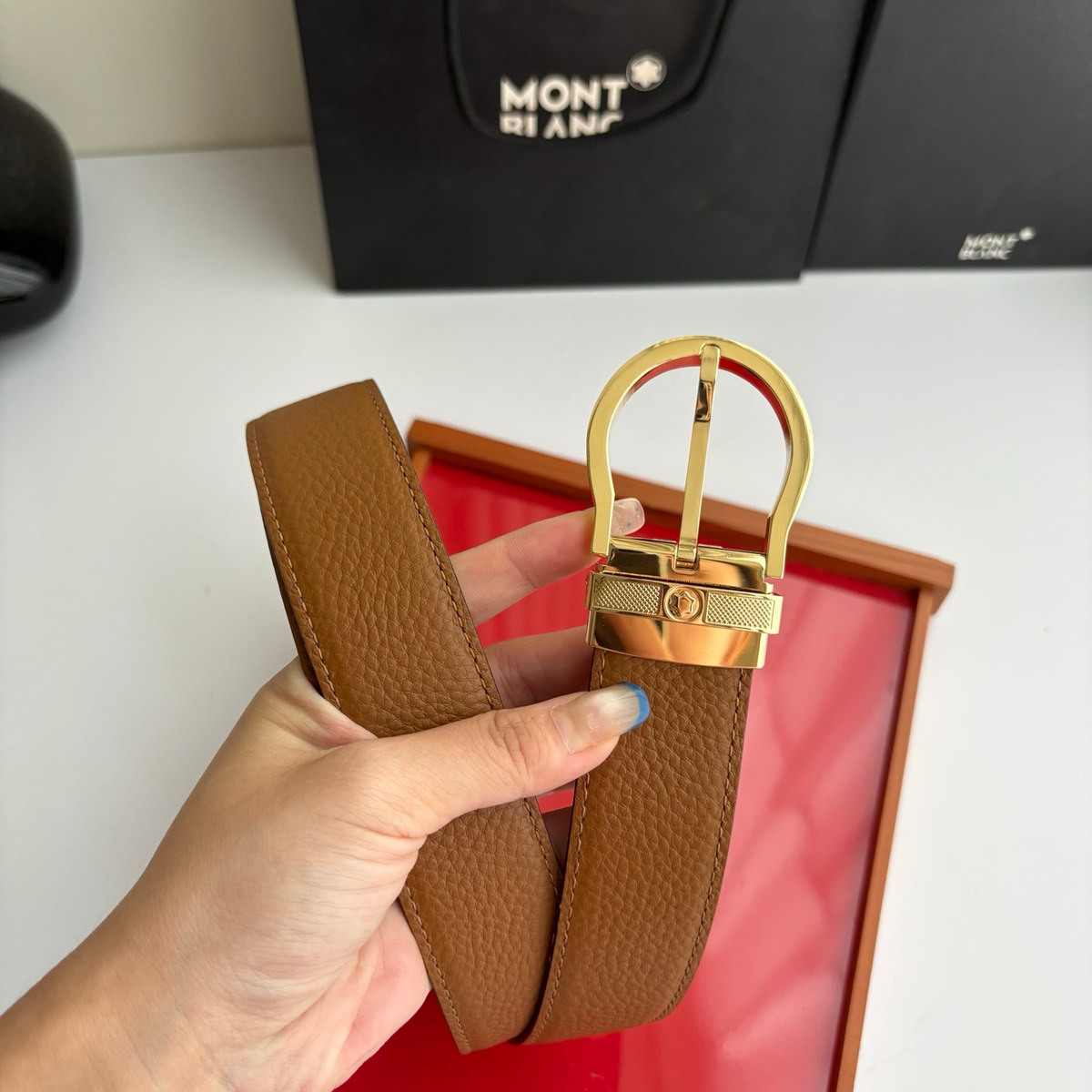 Montblanc Horseshoe Reversible 35 mm, alternate strap face